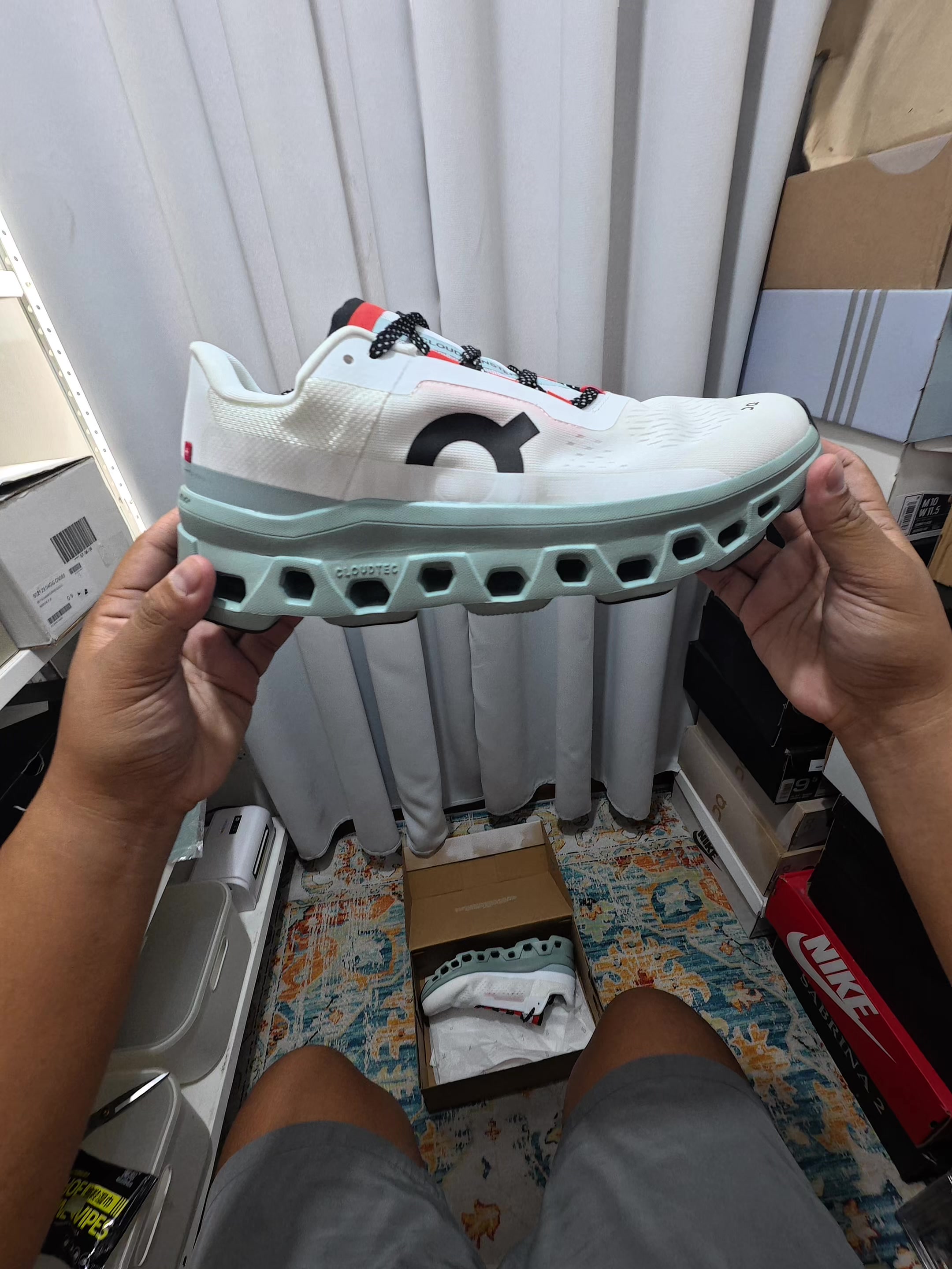 @Wknd Kicks