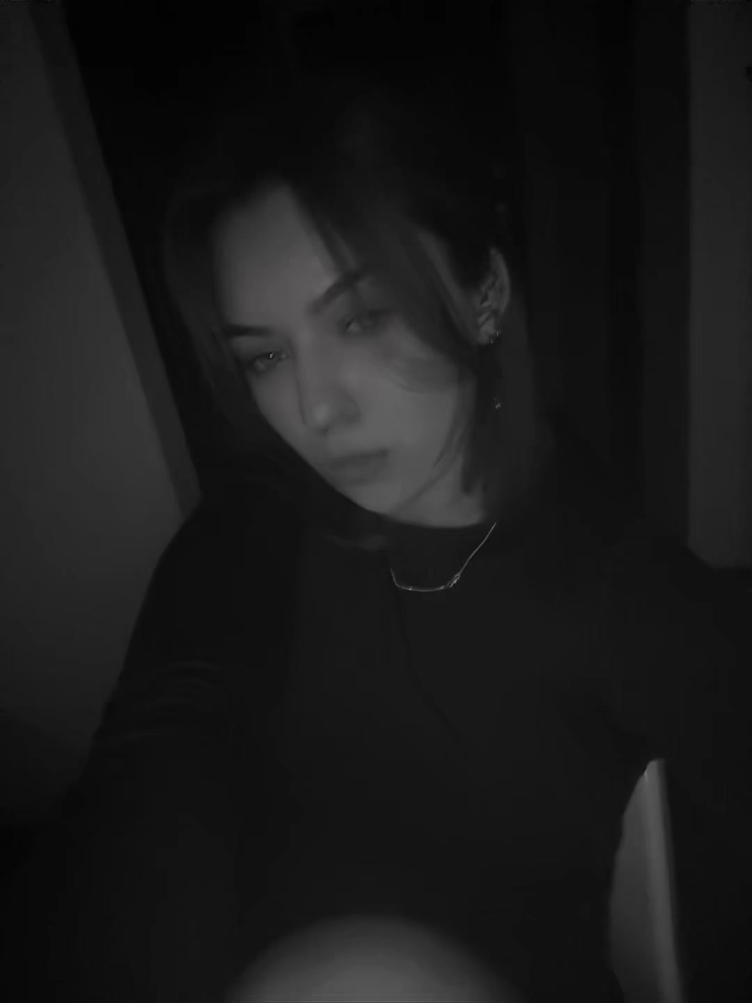 @V i k t o r i a