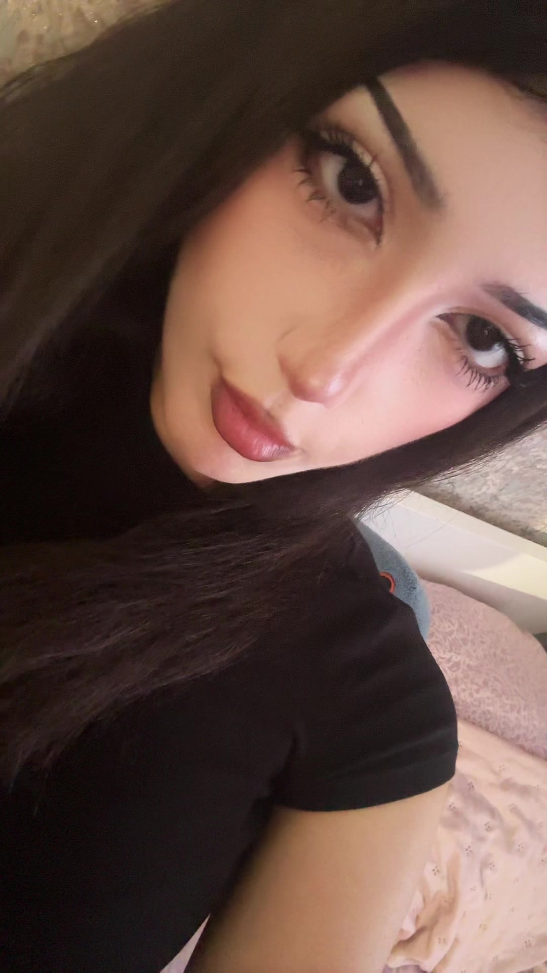 @✱