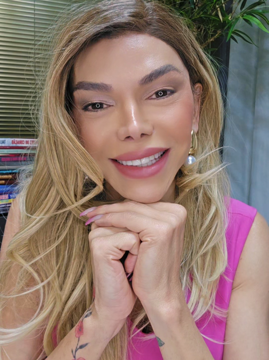 @Leonora Áquilla