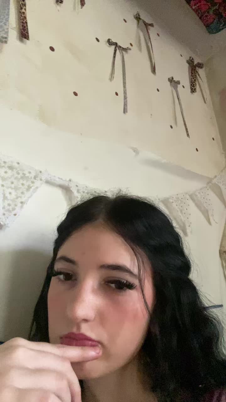 @🤫