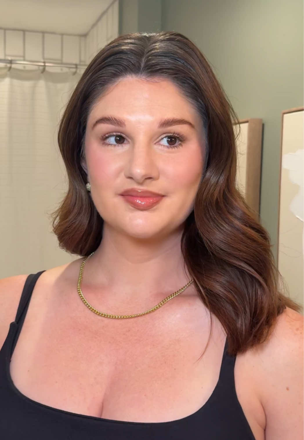 @mollybrownmakeup