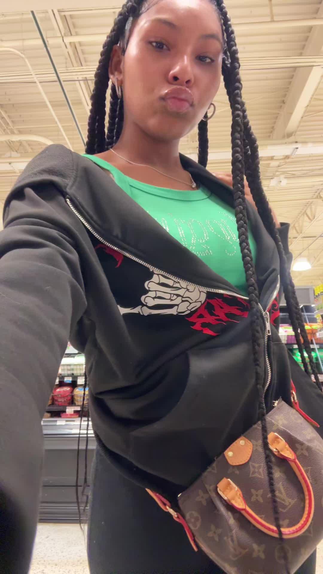 @🩶.