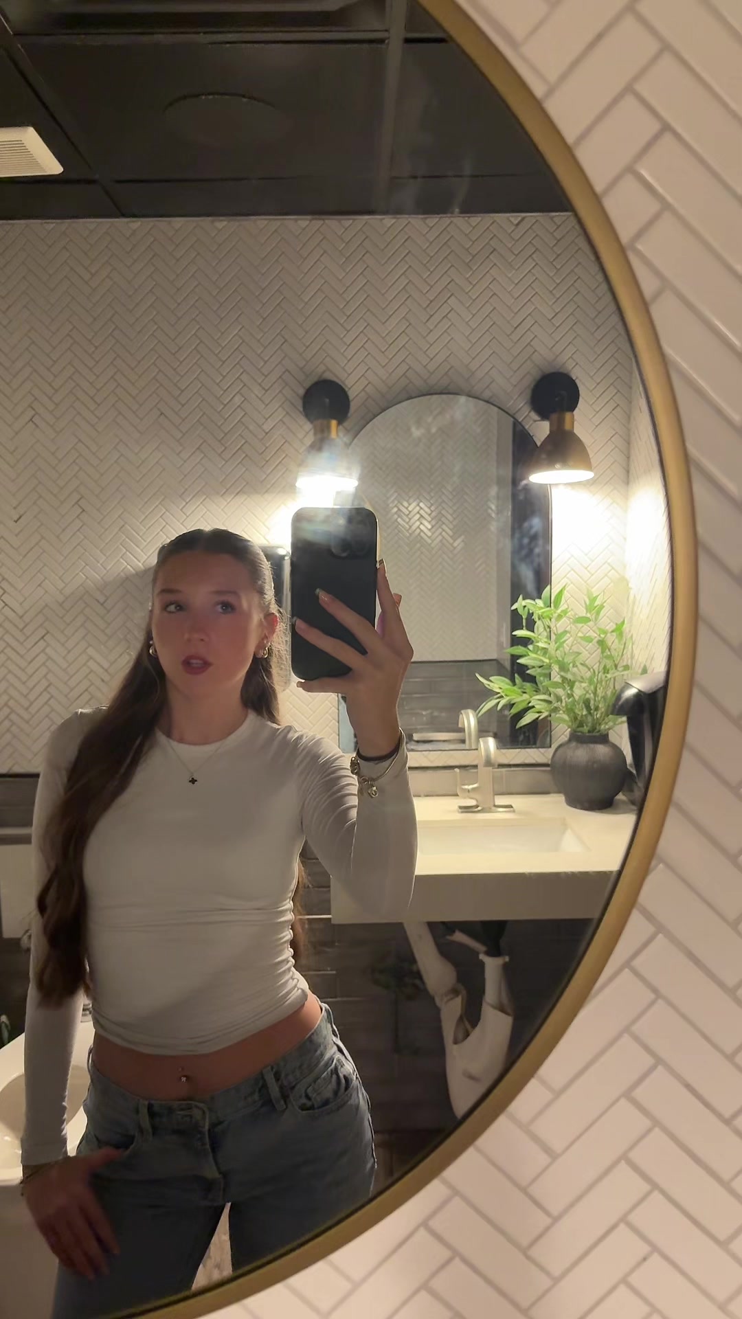 @Emmmaa