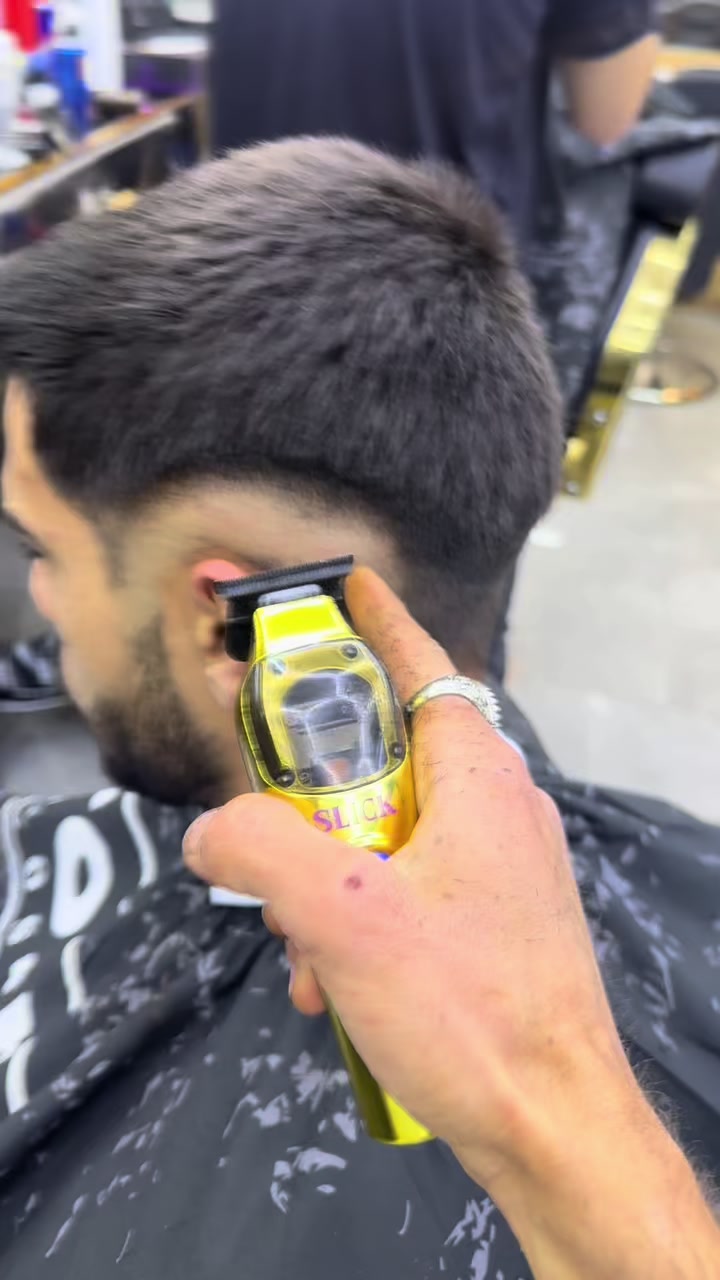 @المقص الملكي الماستر محمد بشير