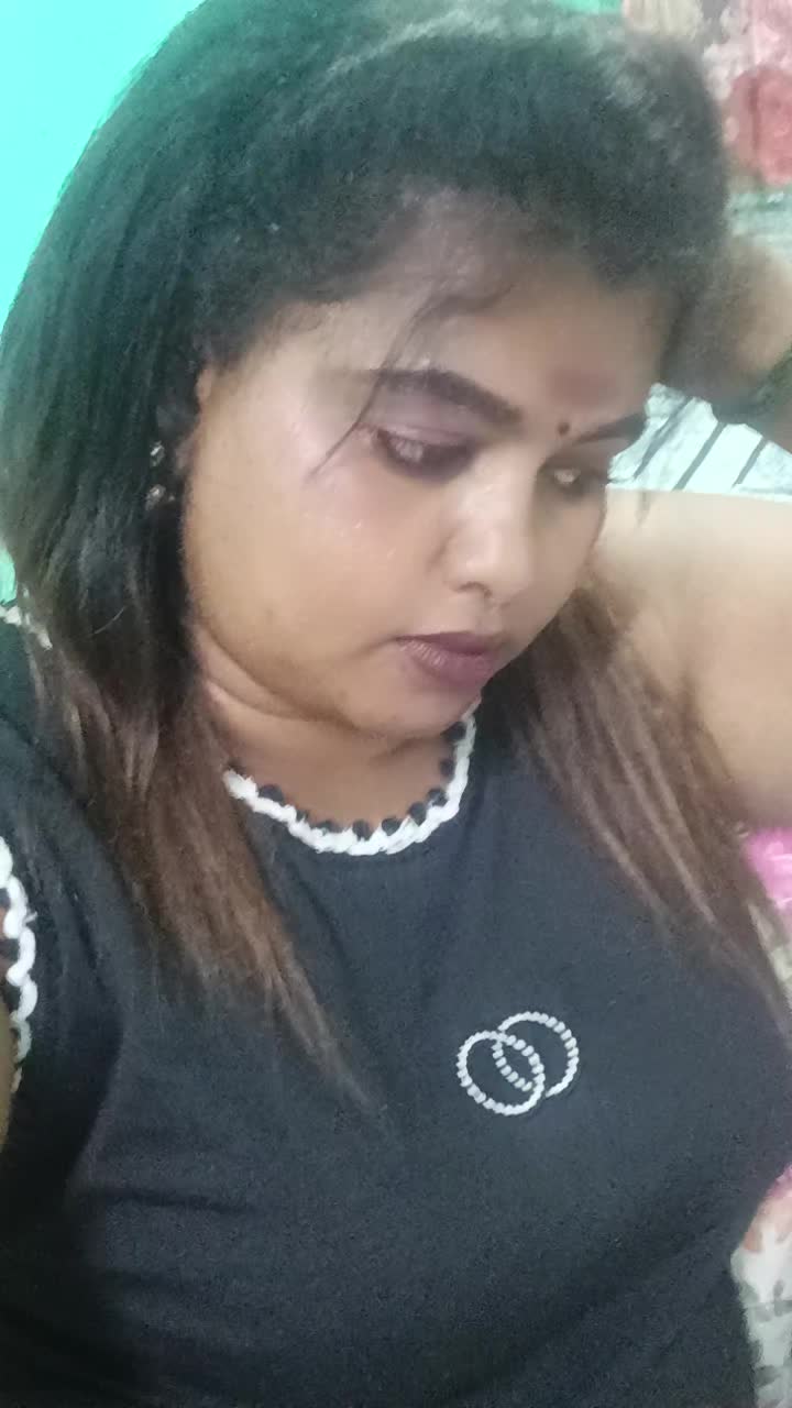 @๐ฆQueenyy๐
