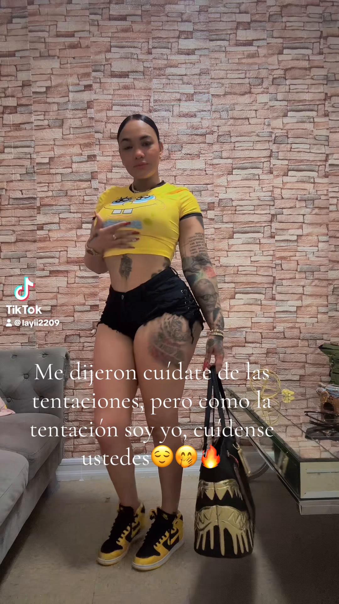 @Yii