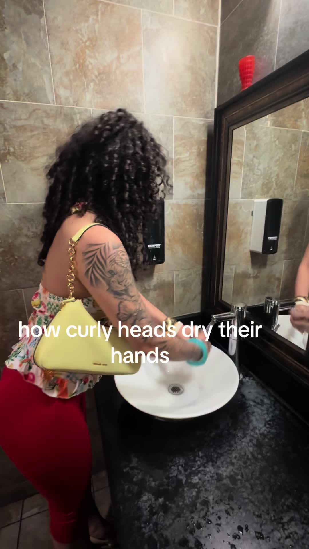 @Yasmeen 🇵🇷