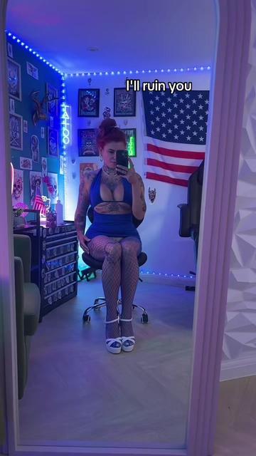 @pinklipslina