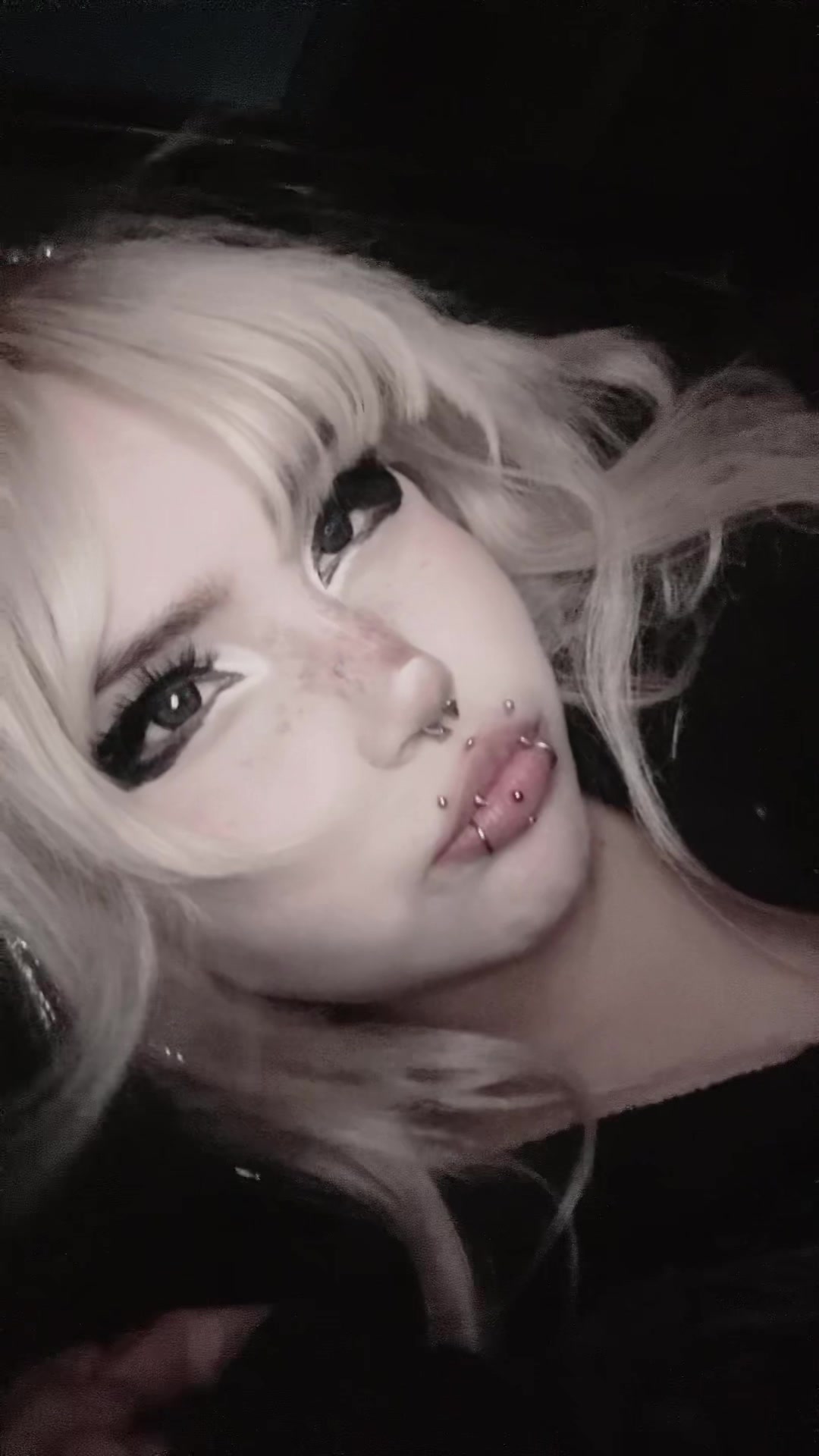 @lala:3