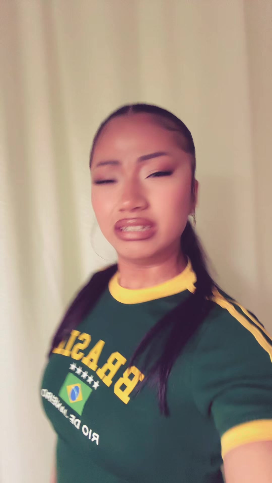 @𝐀𝐦𝐛𝐢𝐤𝐚.𝐠_