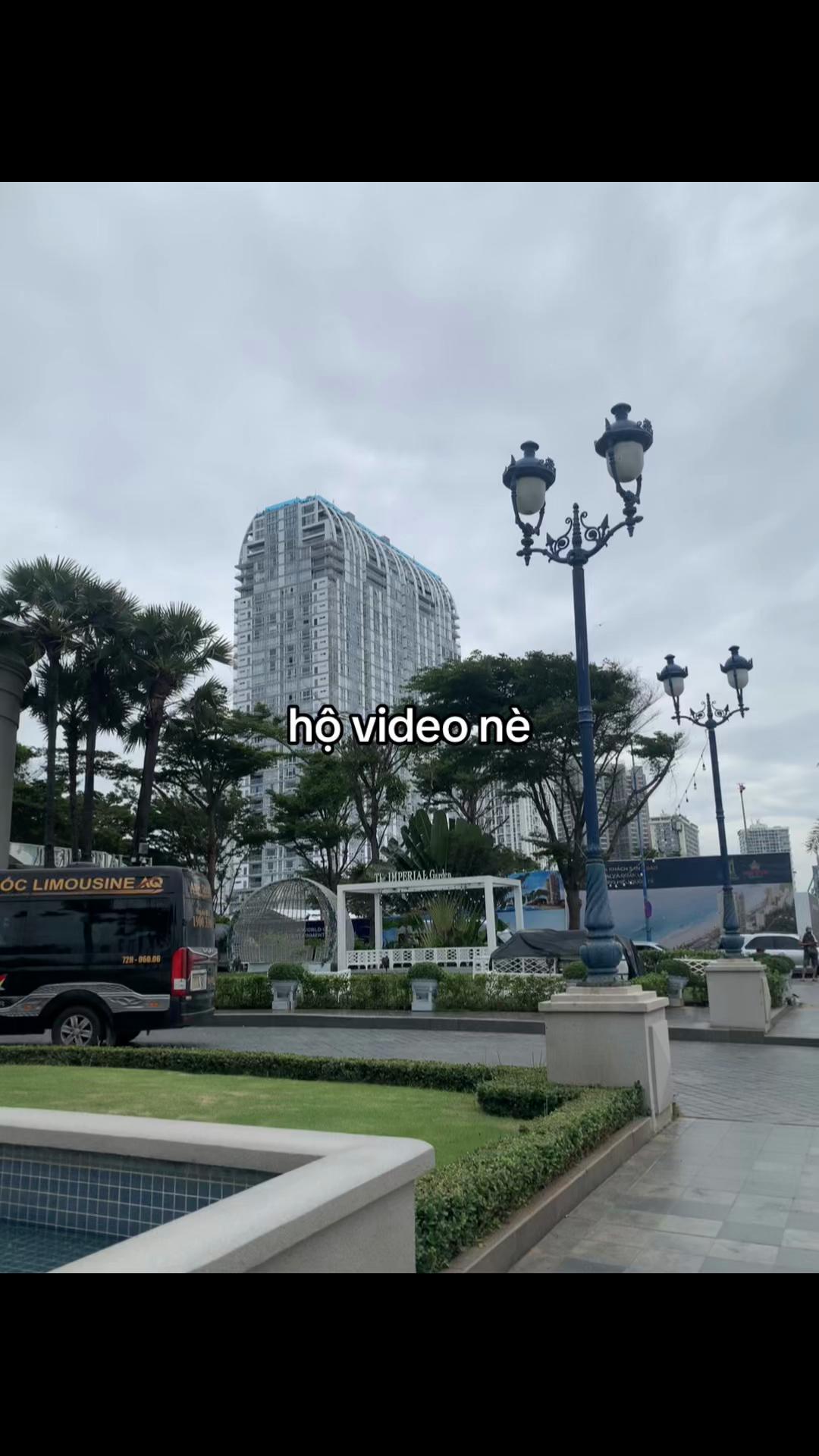@𝓗