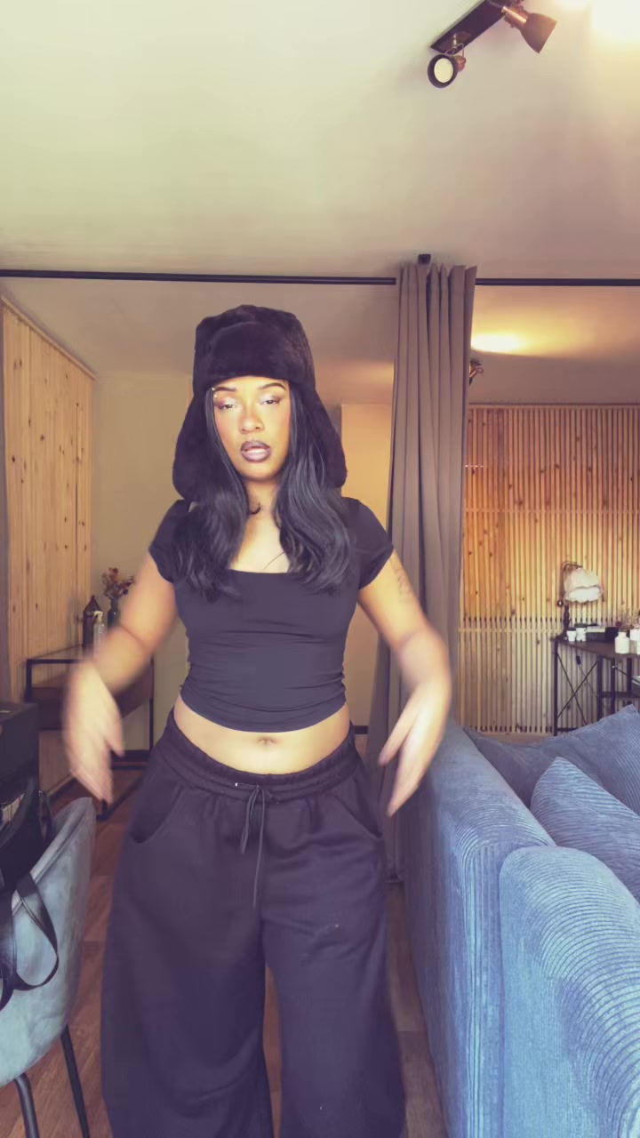 @TheColouredMakoti