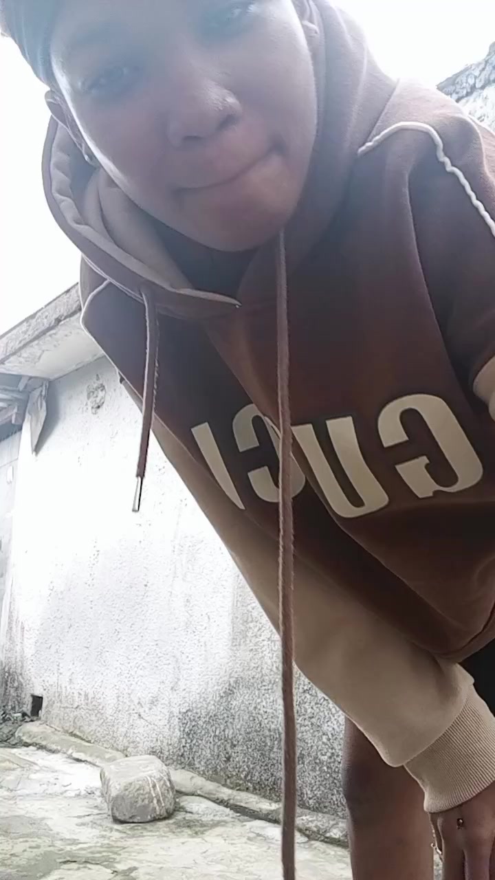 @Tchaniss.spam4