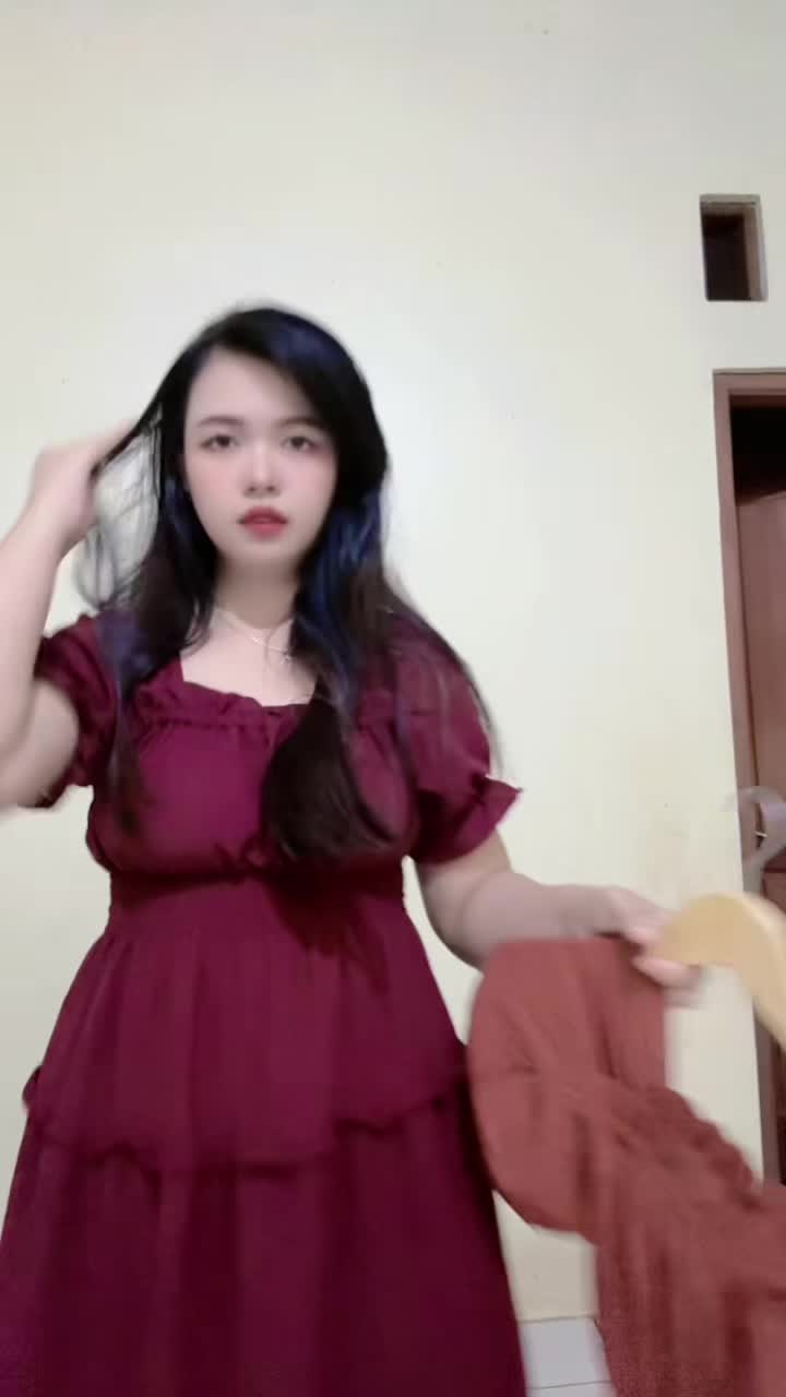 @wulandari.