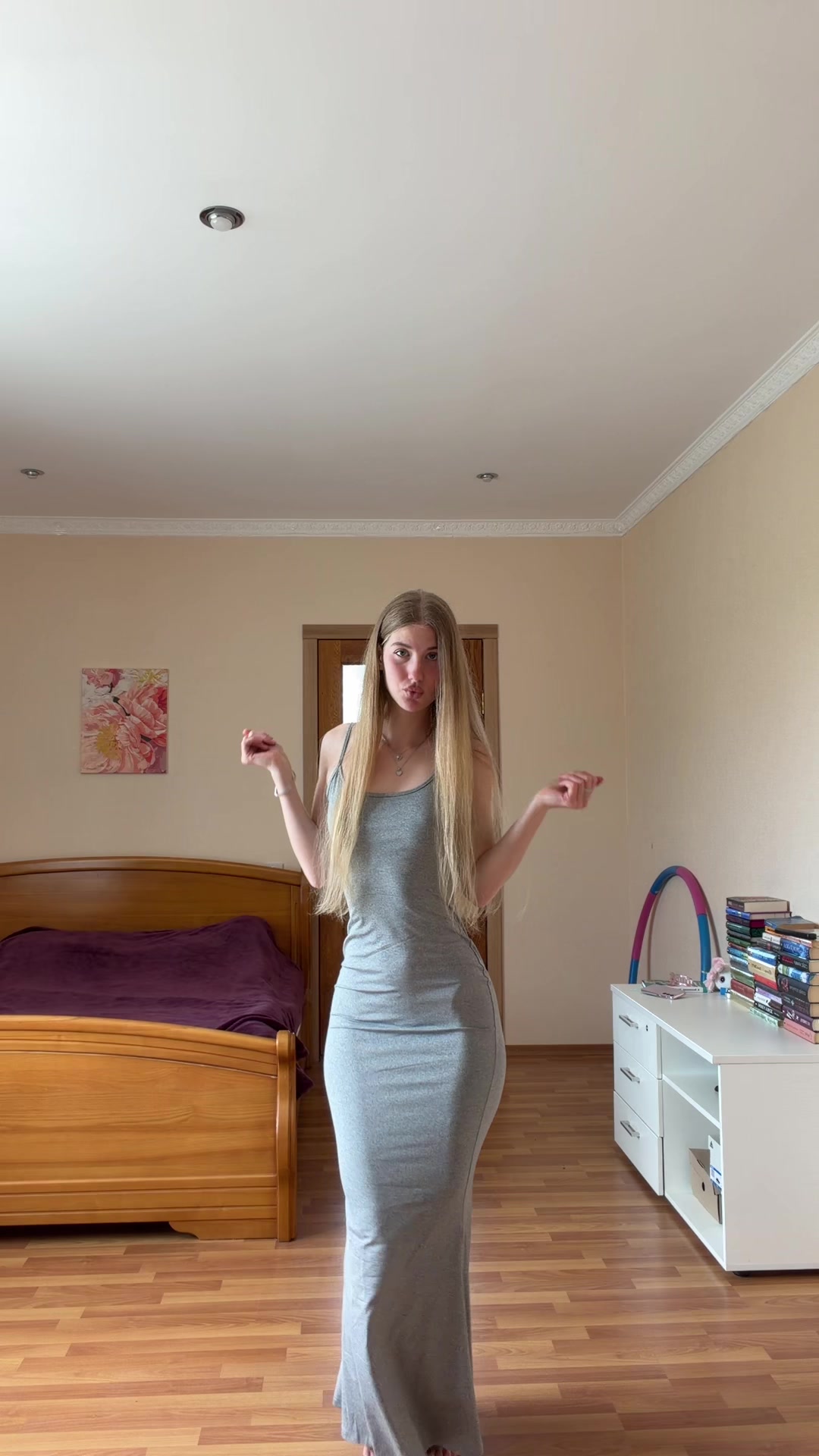 @Blondinka