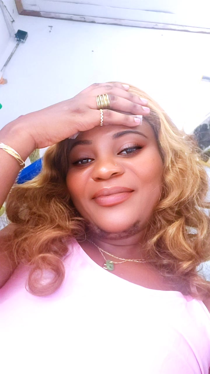 @Juvette Mbila