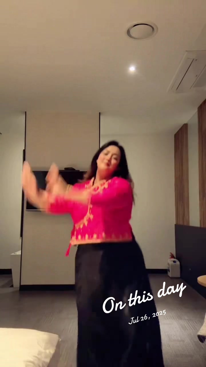 @niyukta_