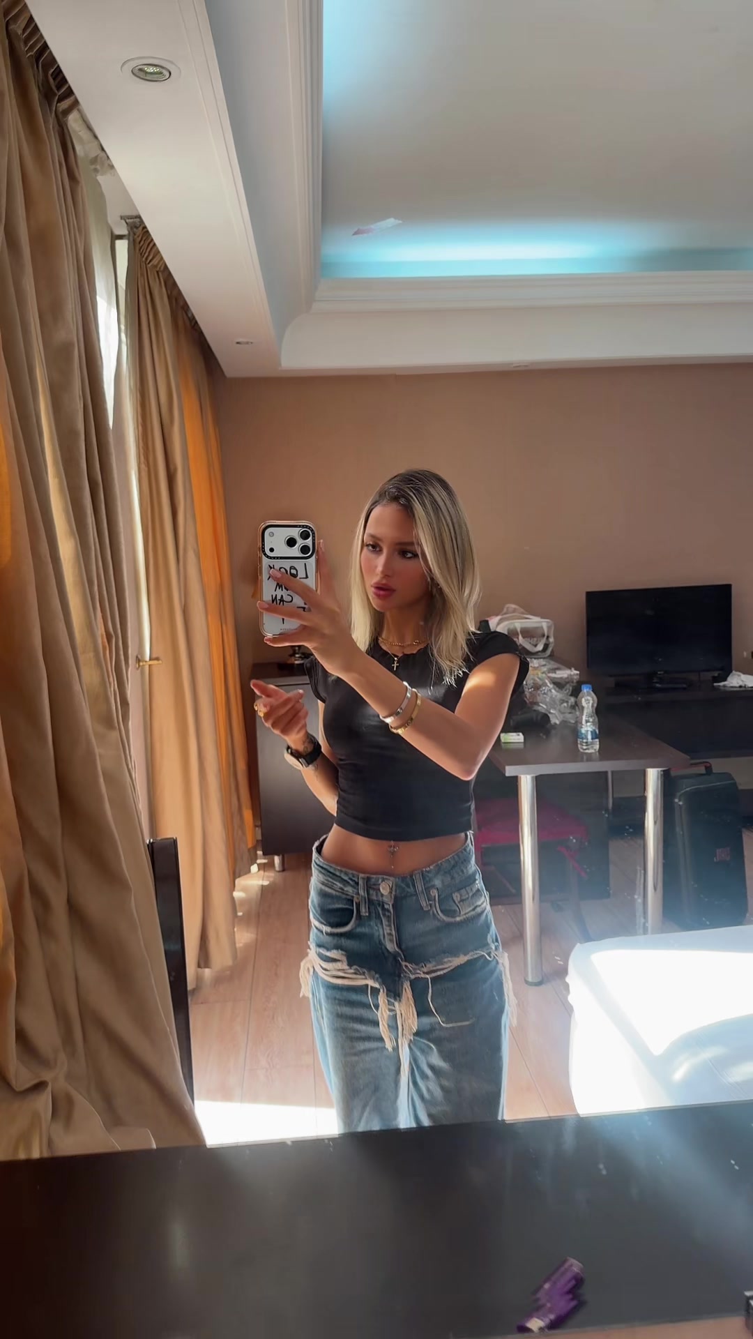 @Tina