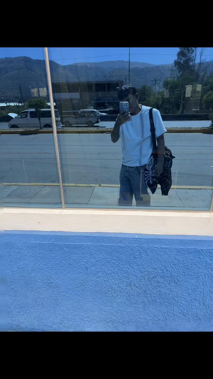 @🧸