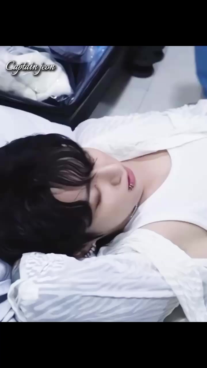 @๐ฆ
CAPTAIN JEON๐ฆ