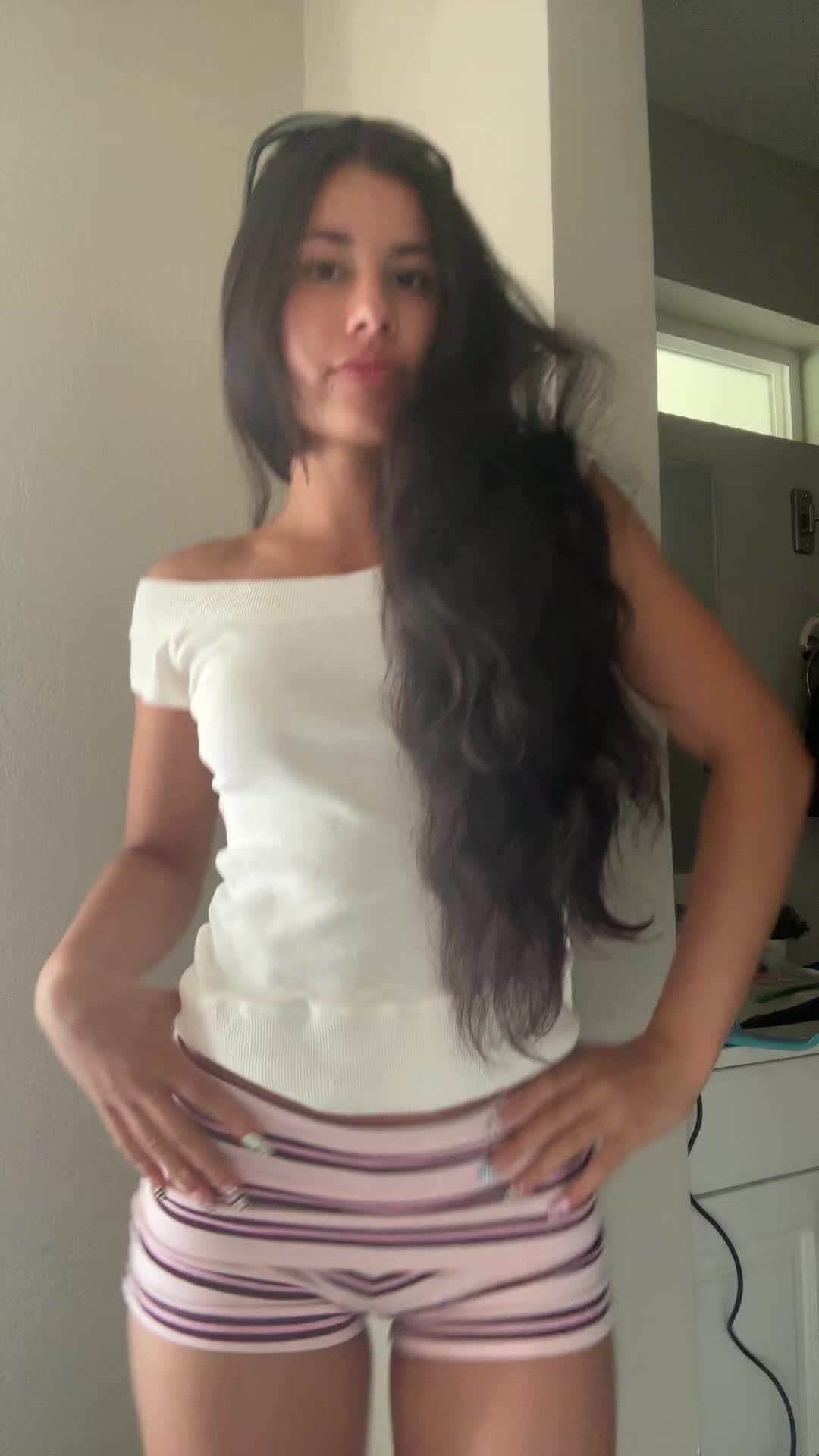 @myakruzel