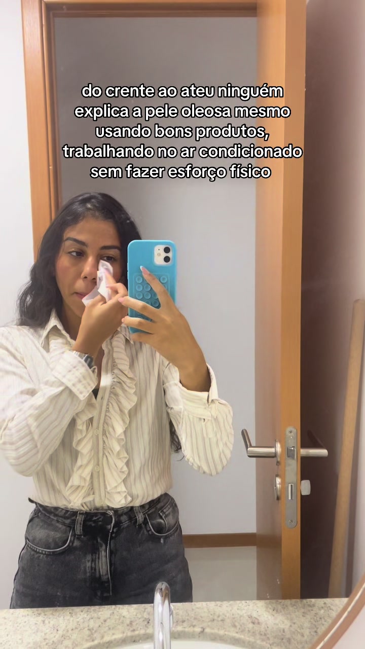 @Júlia Couto