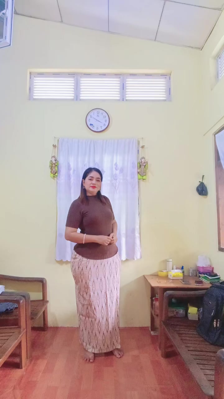 @Sandar_Thein_Official
