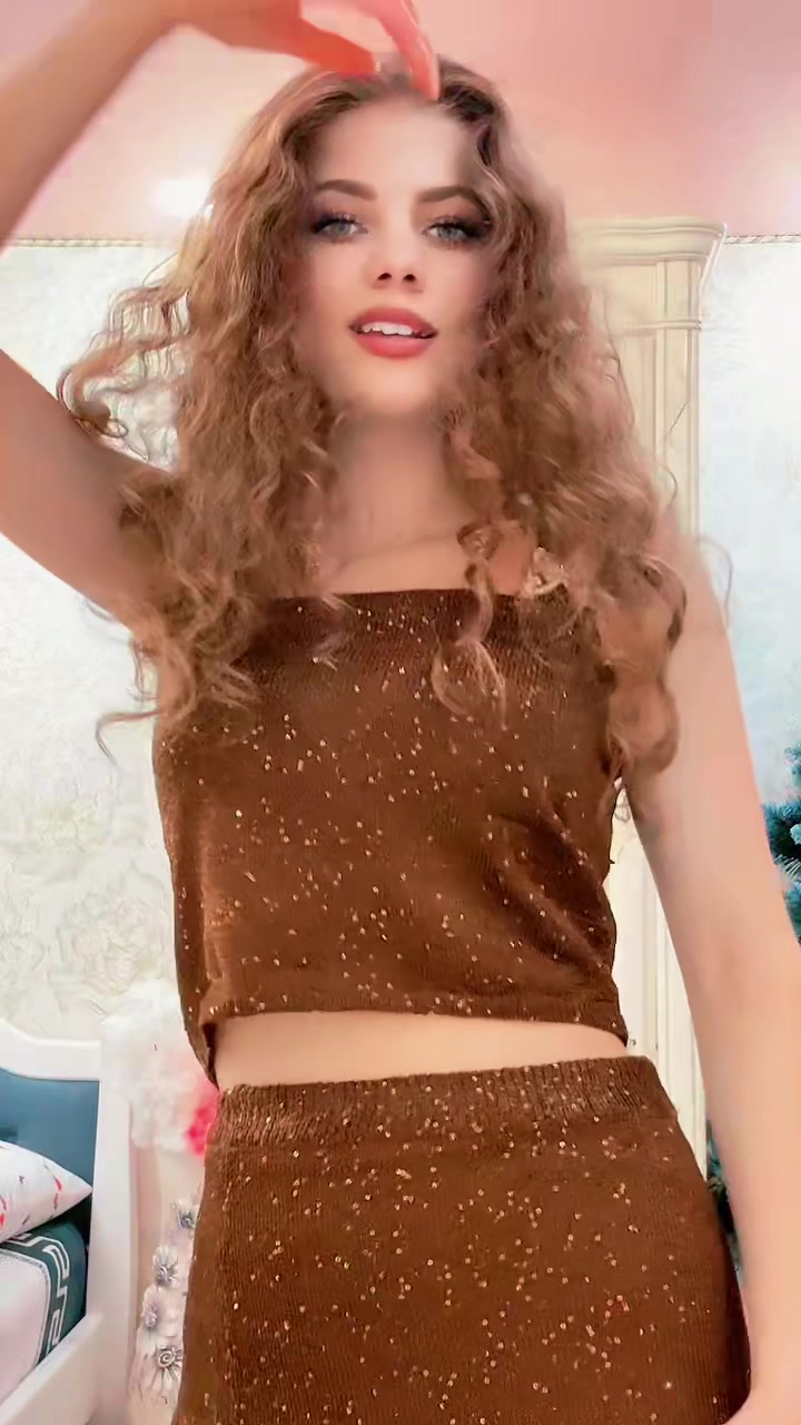 @𝒦𝓇𝒾𝓈𝓉𝒾𝓃𝒶