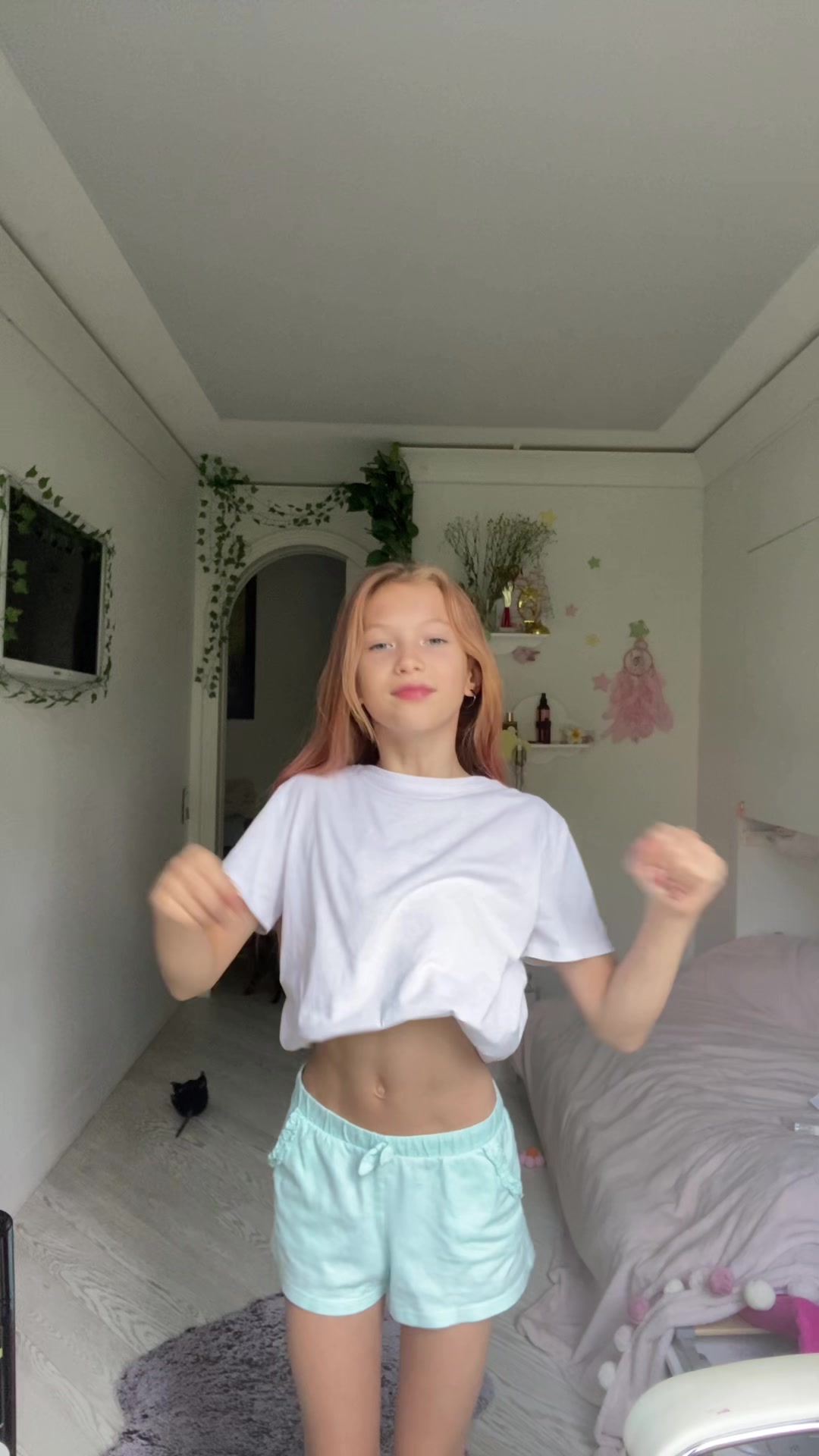 @Лёлька🐈