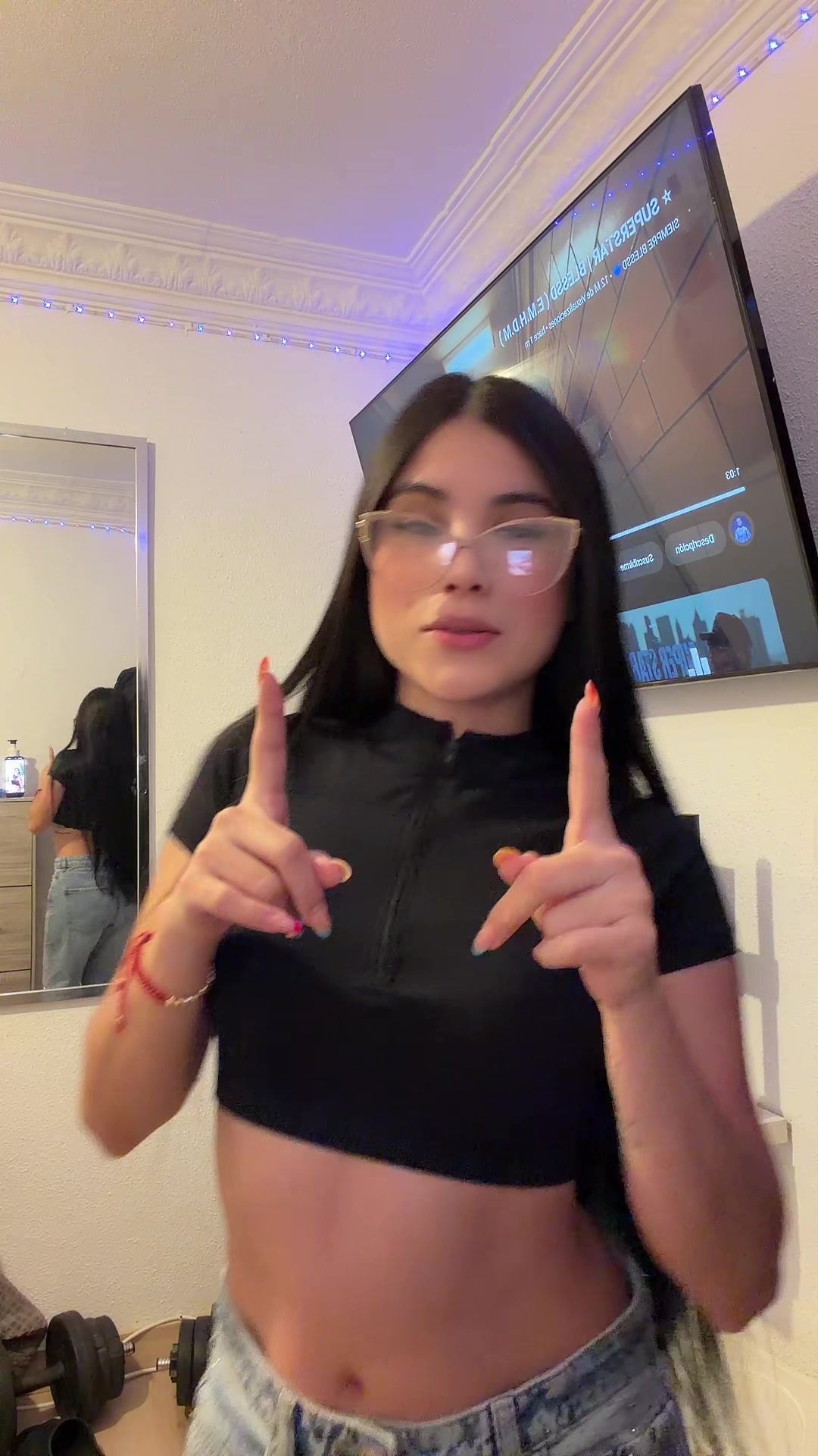 @🦦