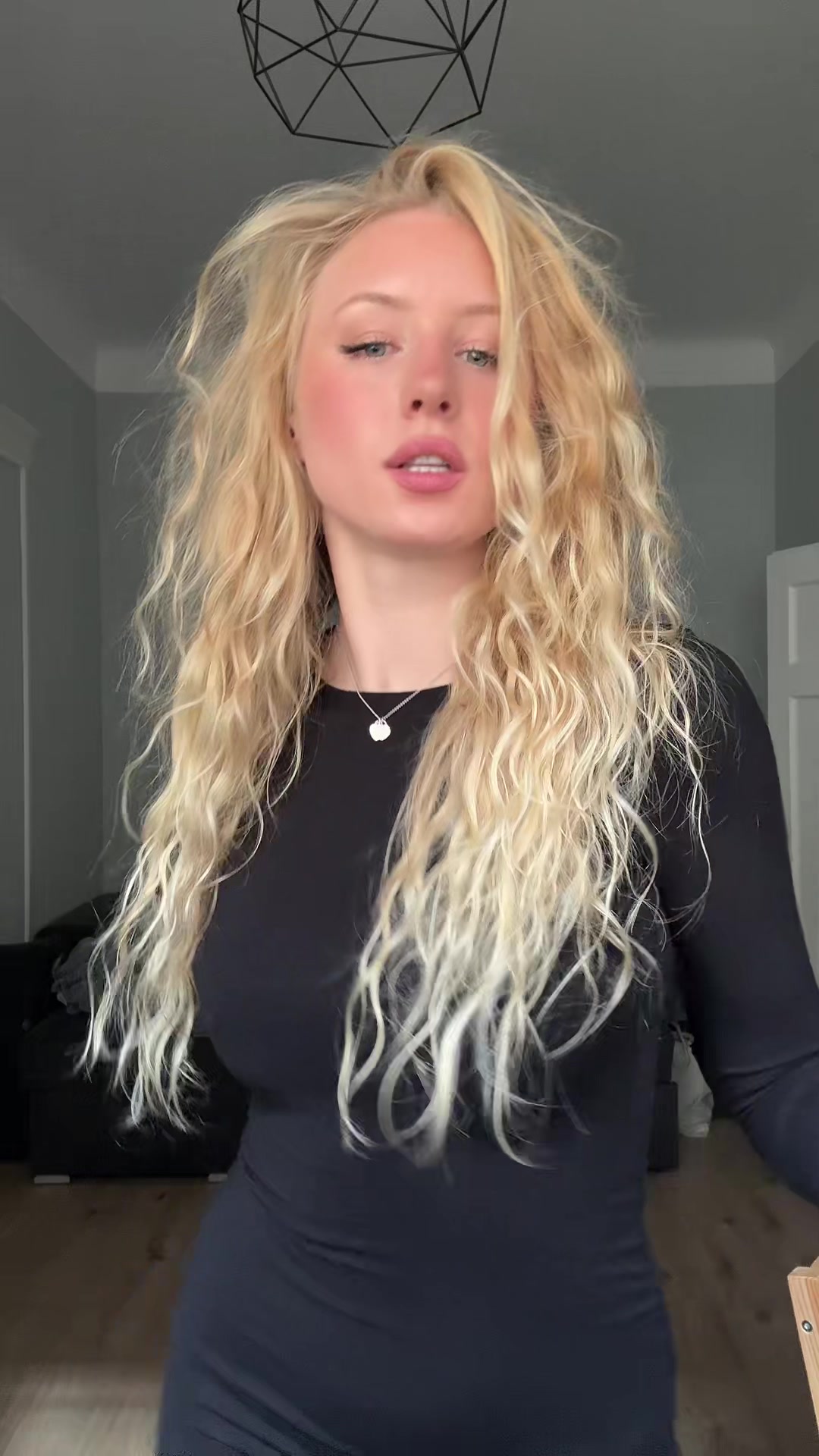 @XXXenia