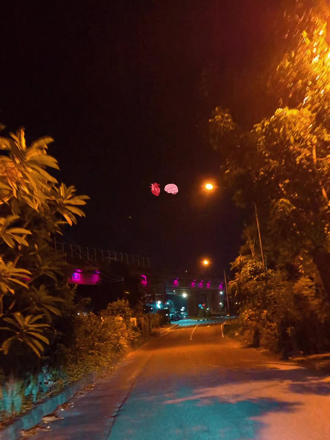 @𝘭𝘩𝘰 𝘭𝘩𝘢 𝘱𝘪𝘺𝘦 𝘭𝘰𝘰