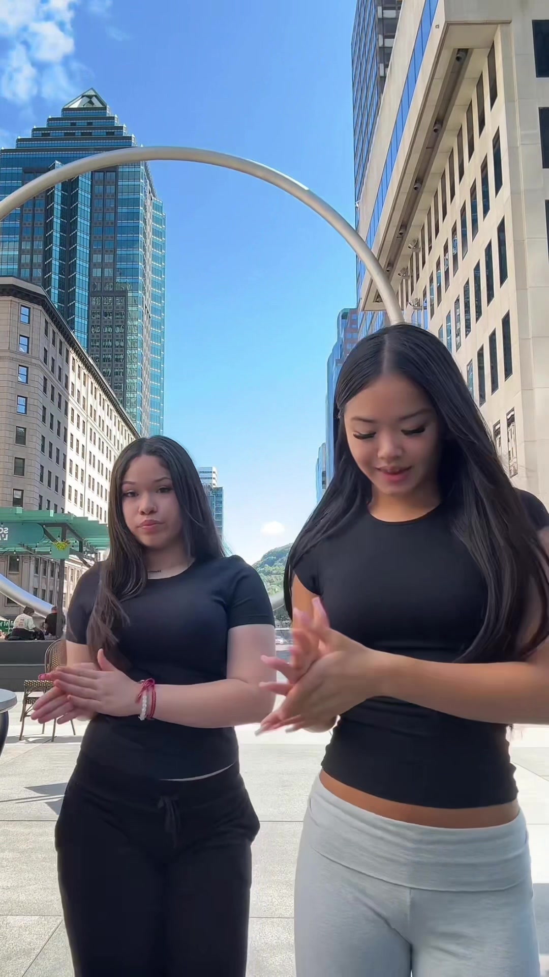 @Liv