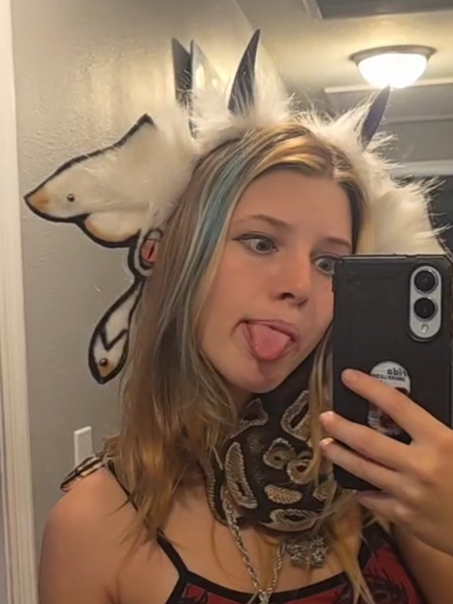 @Jaylee_exists