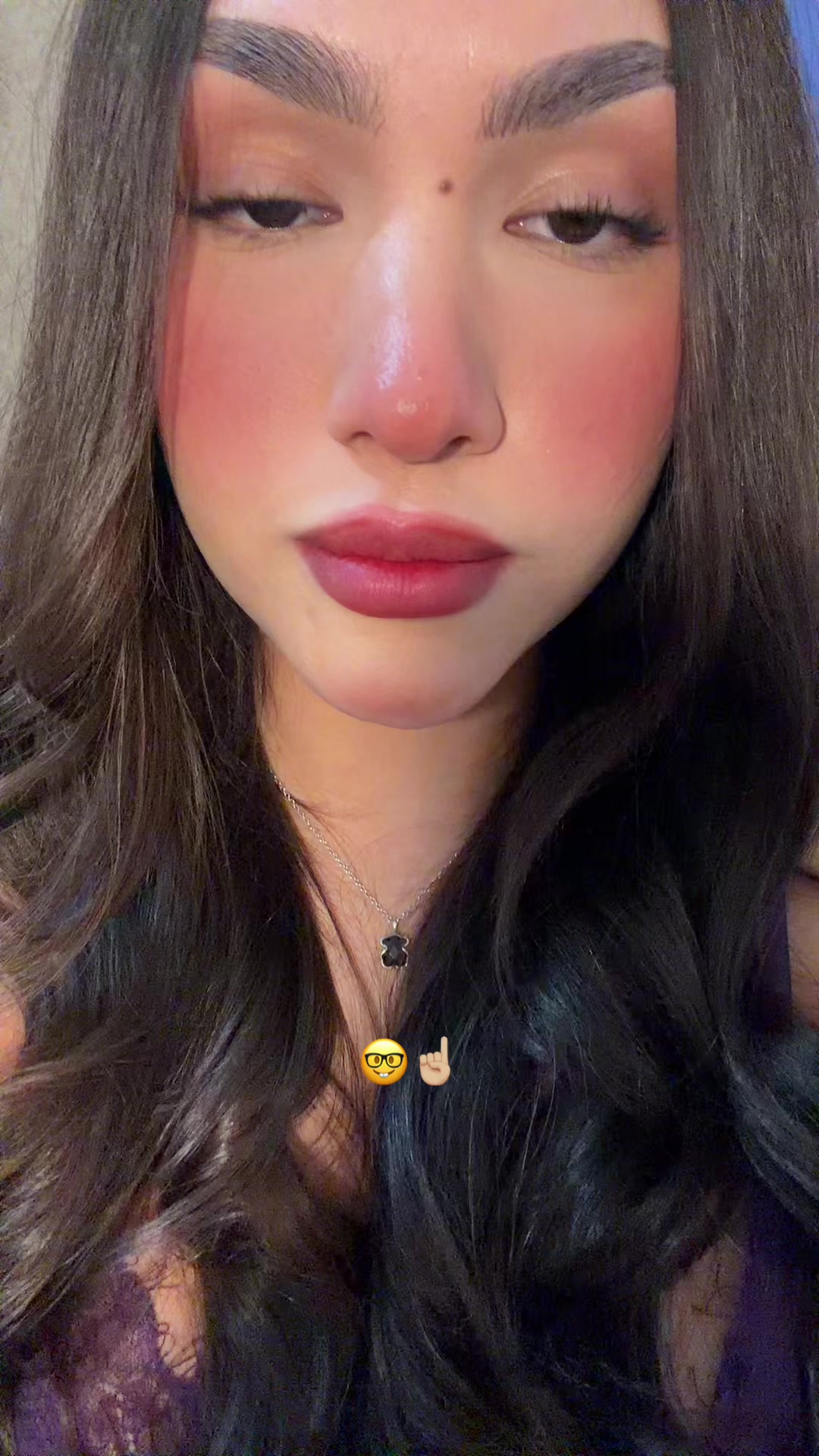 @nicolehertor