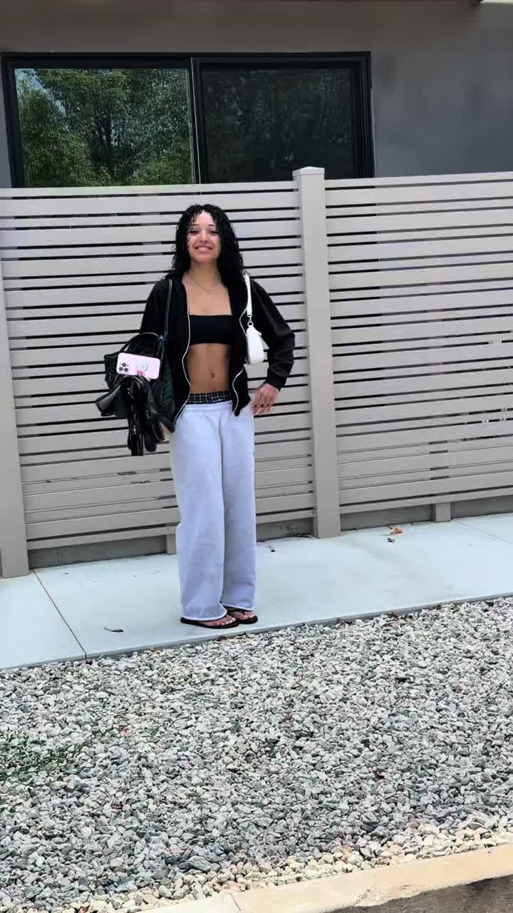 @leahblaxk
