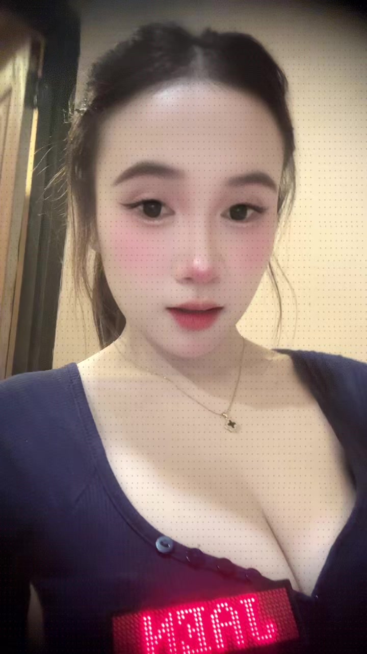 @2004🦋💫
