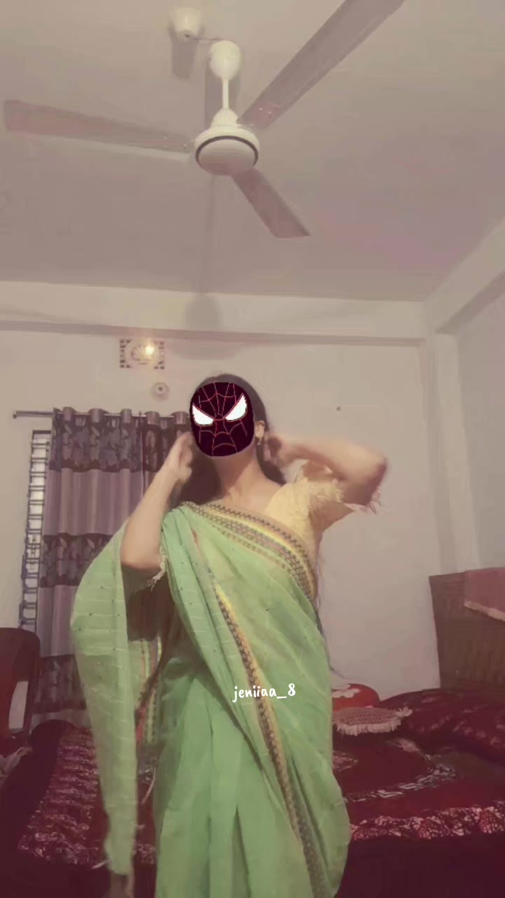 @जेनिया?💋