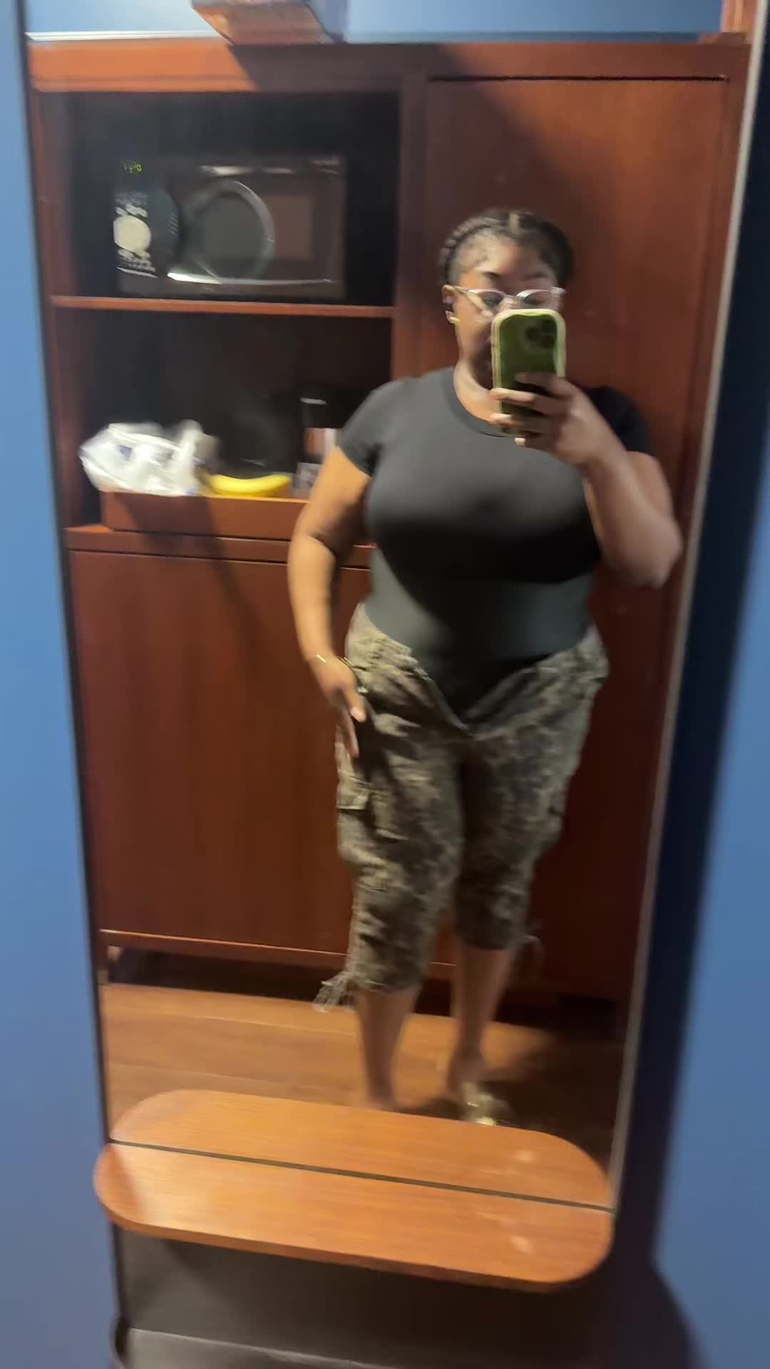 @Juanelezel