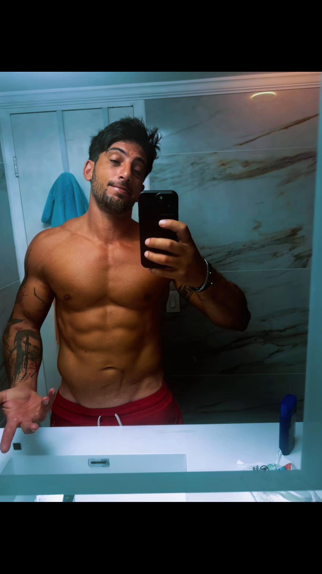 @Jimzonez