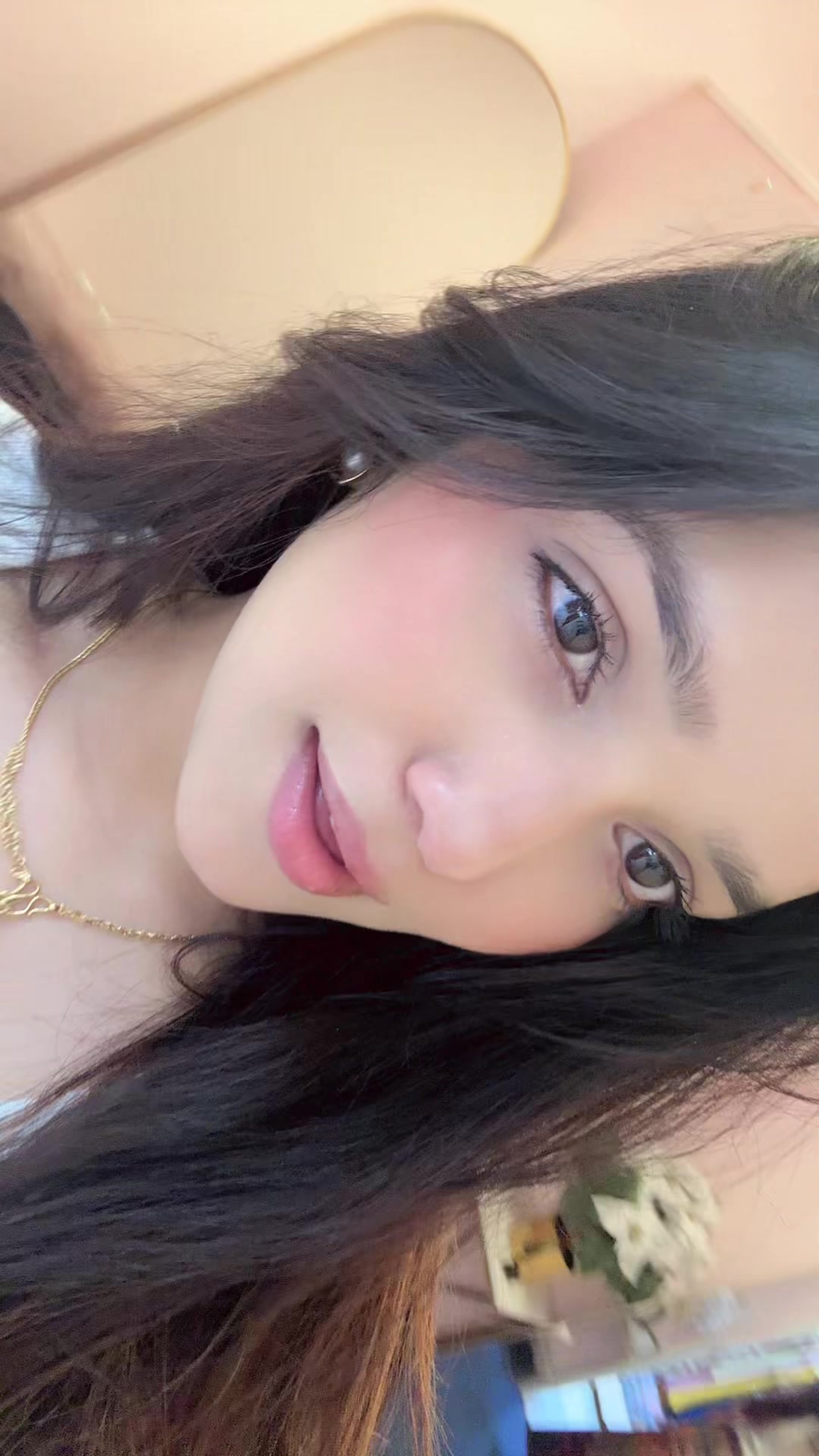 @ꨄ