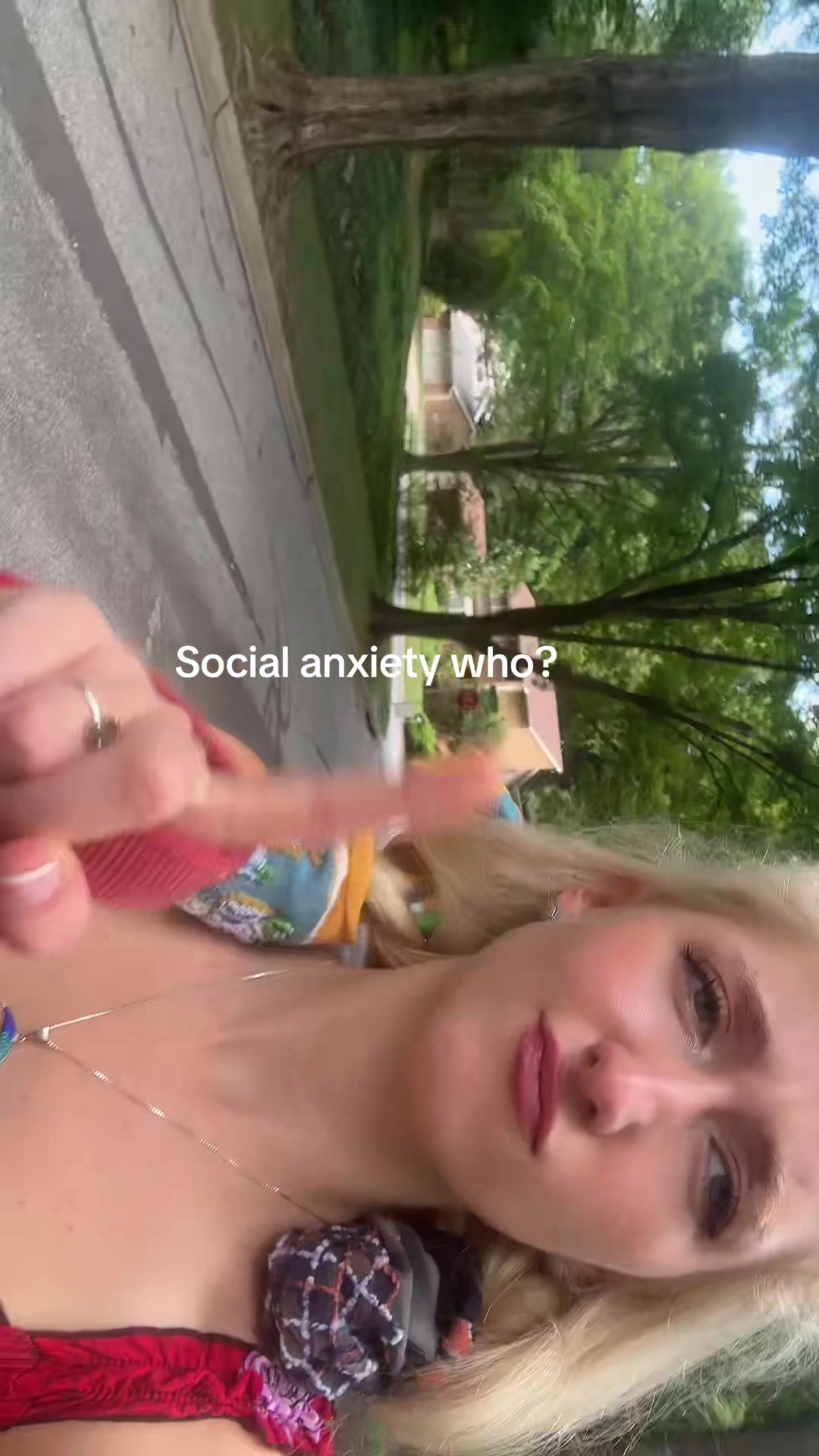 @Ellsbells