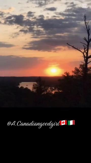 @a.canadiangoodgirl🇨🇦🇮🇹