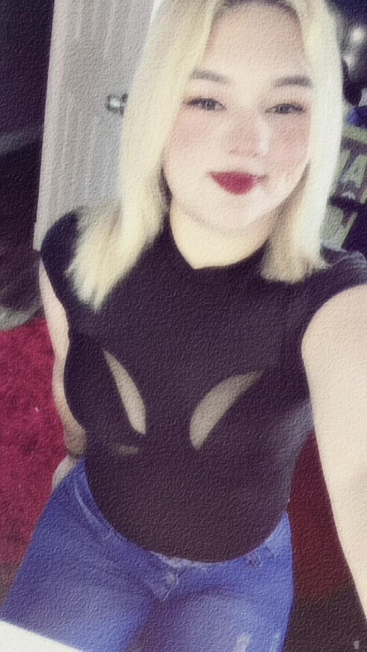 @️Fläqüïtä🖤