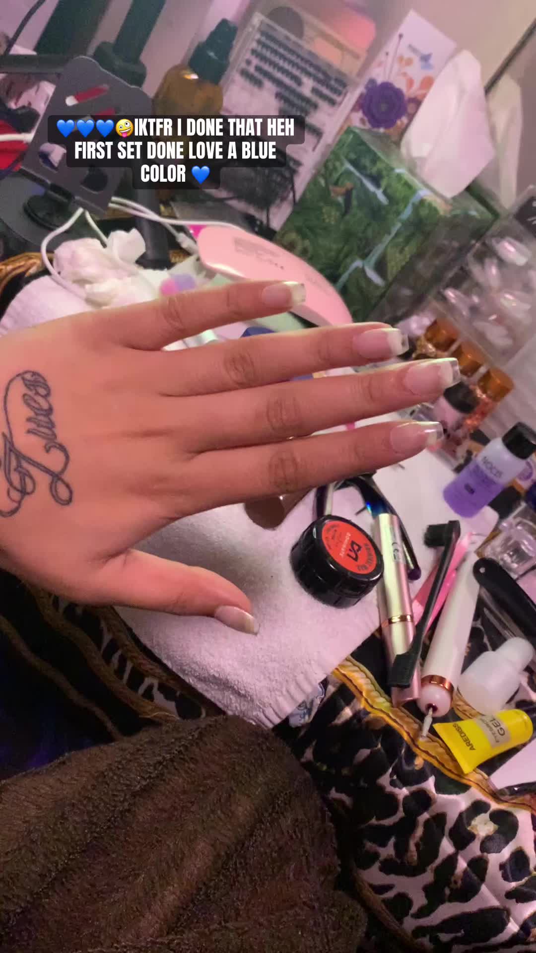 @nosnhojeeleinna