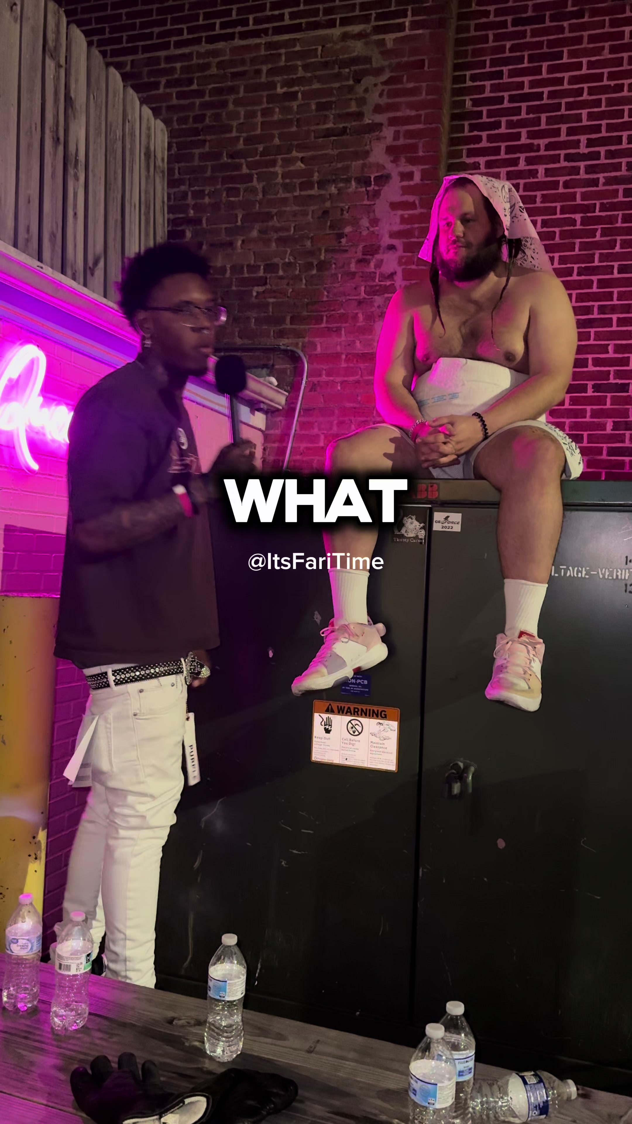 @ItsFariTime