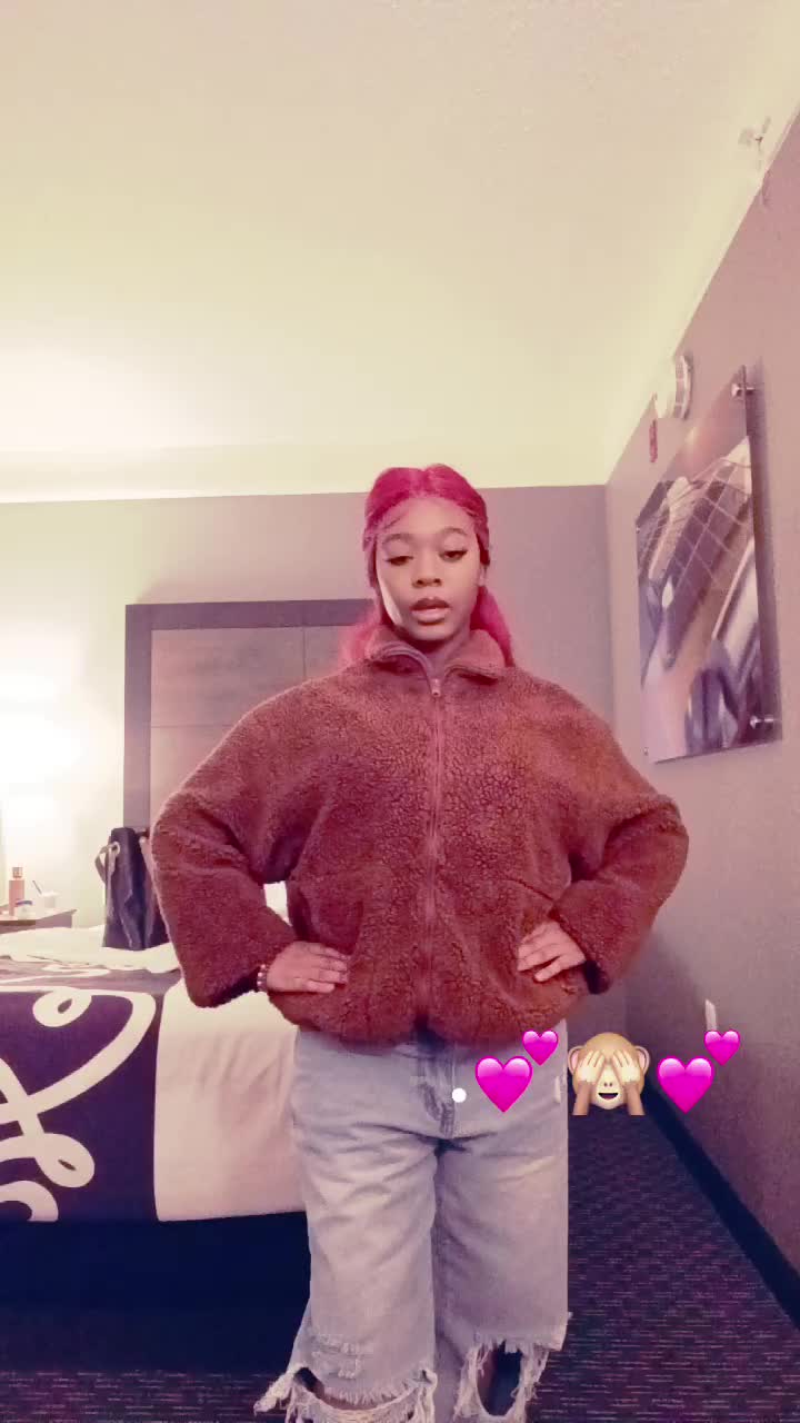 @Prettgirlstuffonly