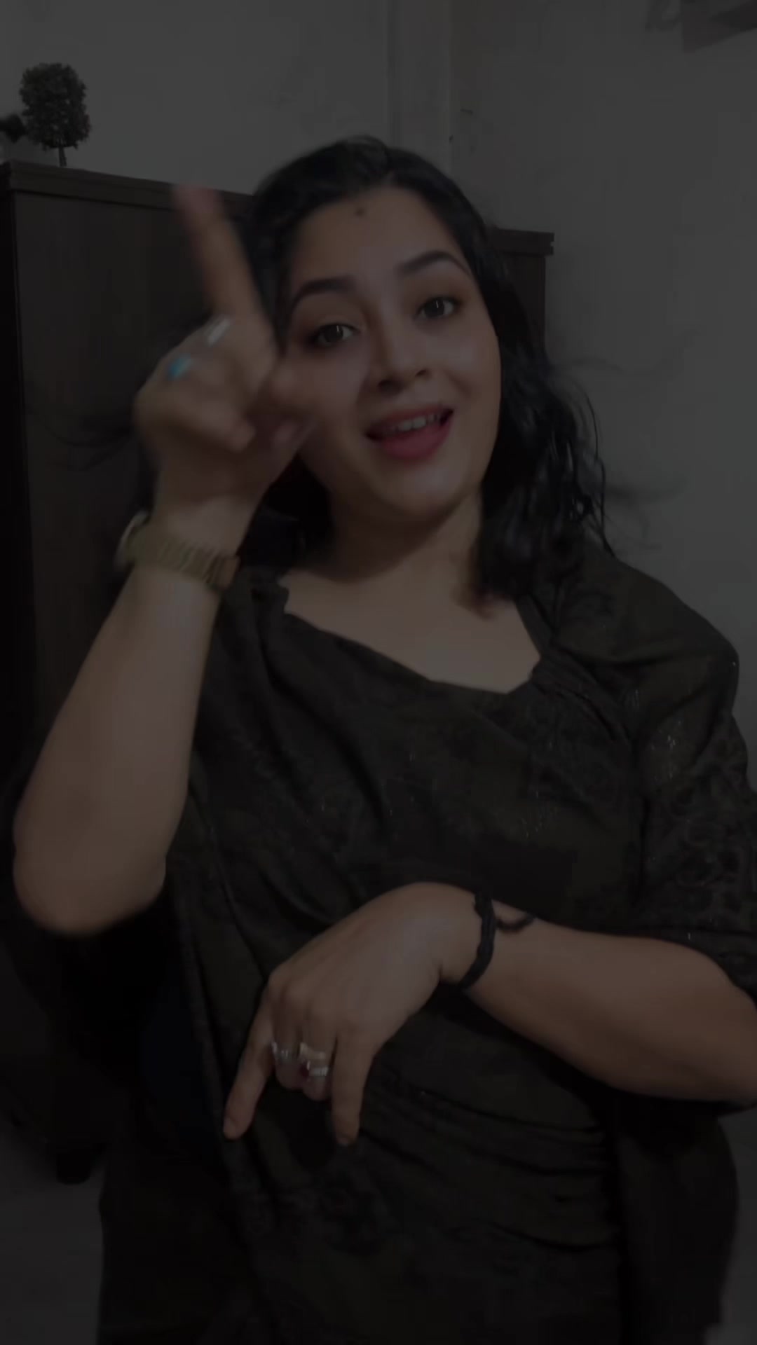 @പോന്നു മിന്നു