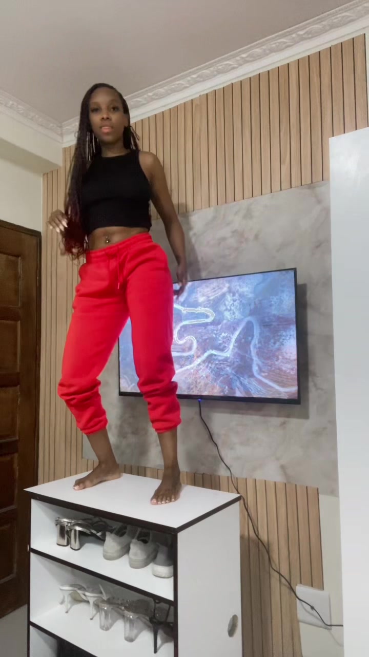 @dineotiny
